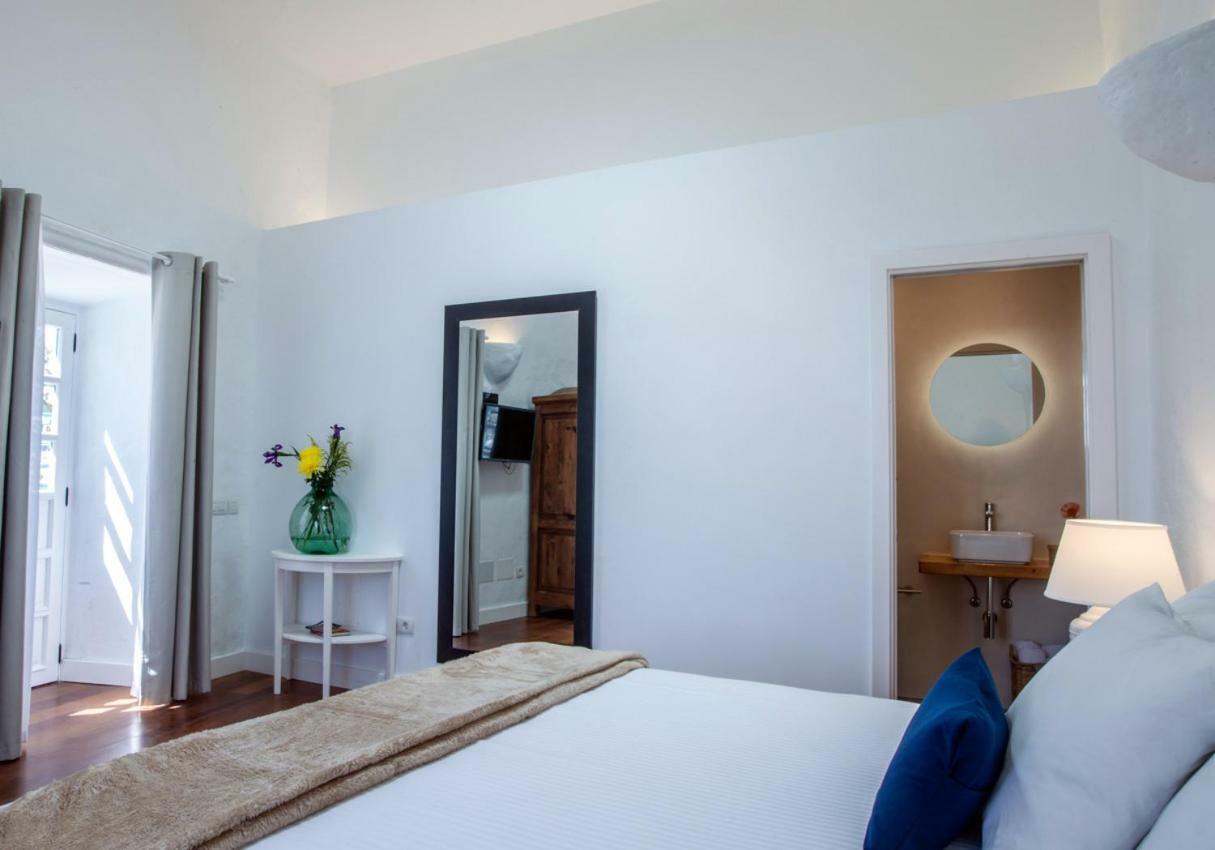 Los Lirios Rural - Adults Only 3* Tías
